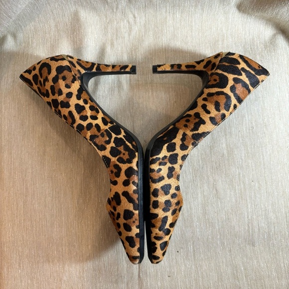 CALVIN KLEIN Sz 8 Leopard Print Pony Hair Pumps Heels Gold Tag NWOT - Picture 5 of 10